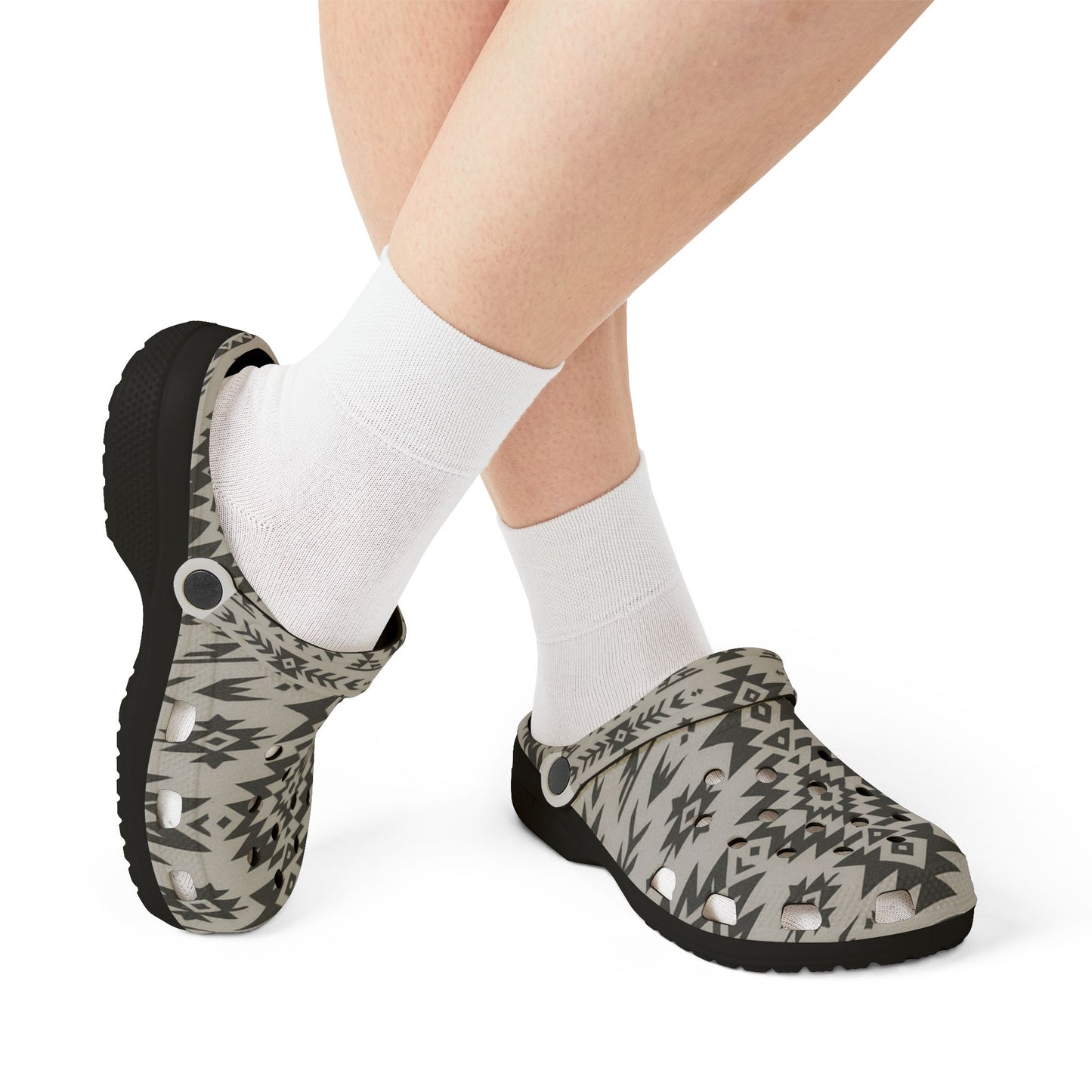 Stylish Pattern Foam Clogs – Black & White, Perfect for Any Fit