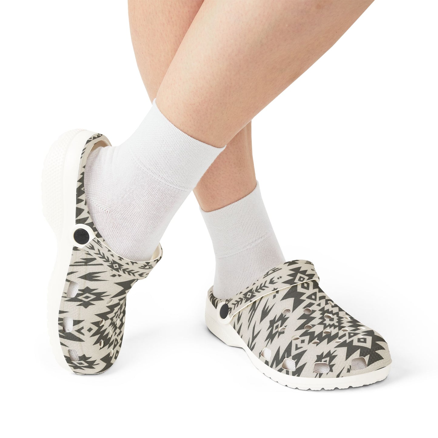 Stylish Pattern Foam Clogs – Black & White, Perfect for Any Fit