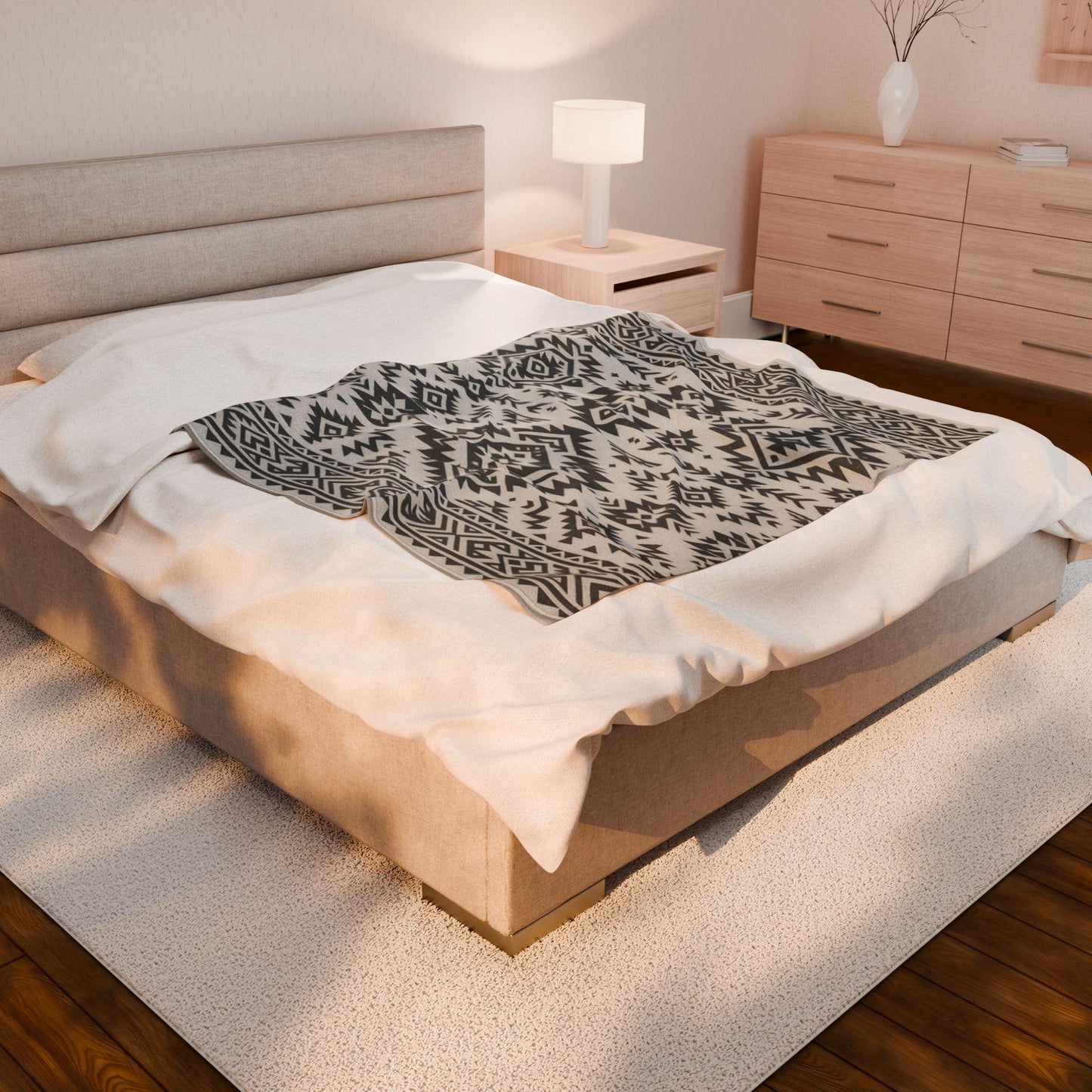 Cozy Velveteen Plush Blanket - Tribal Design, Soft Throw for Home Decor, Perfect for Gifts, Christmas, and Warm Nights