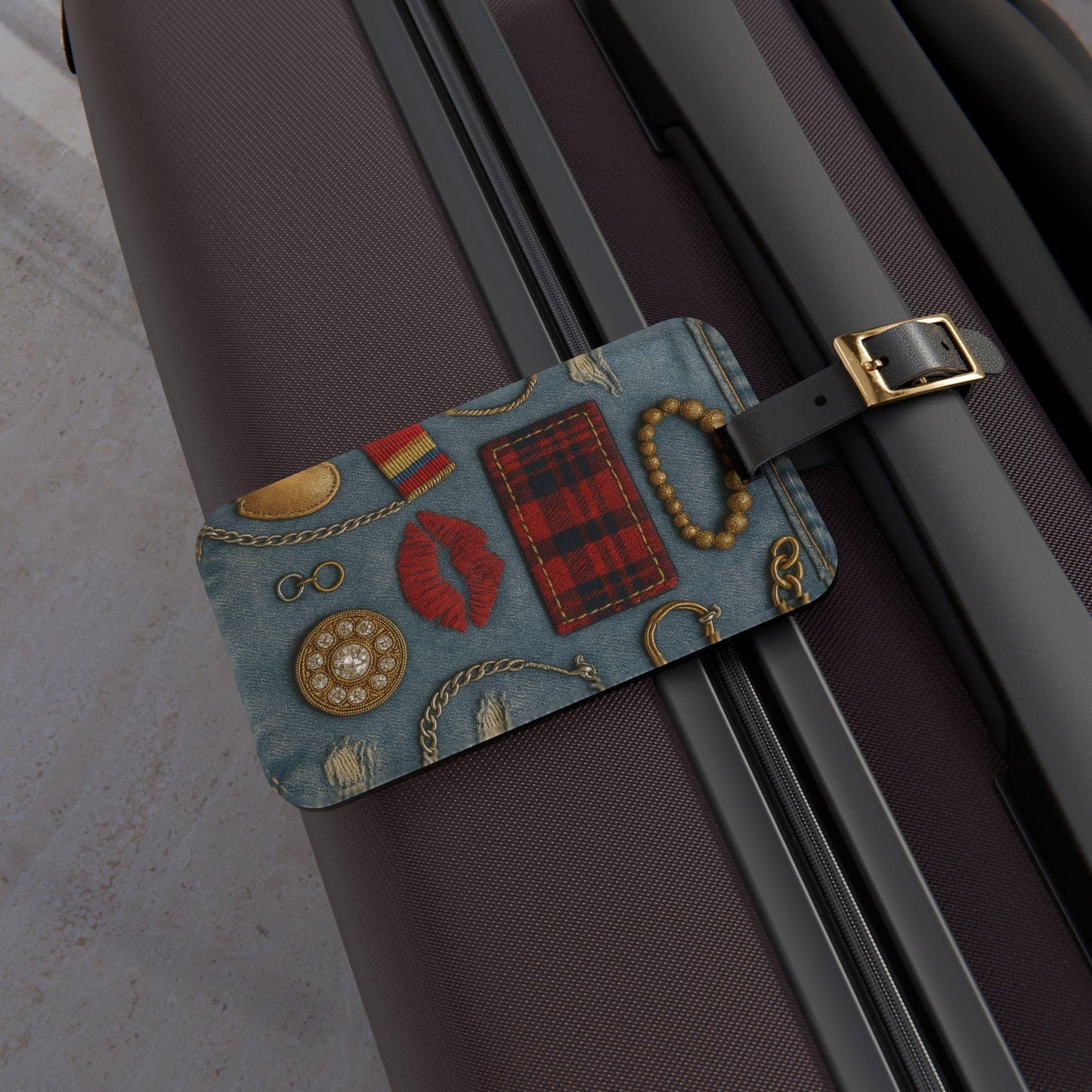 Red Lips Luggage Tag, Travel Accessory, Personalized Bag Tag, Unique Gift for Travelers, Adventure Ready